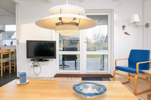 Photo 9 - 4 Person Holiday Home in Strandby