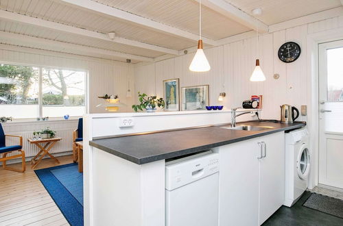 Photo 5 - 4 Person Holiday Home in Strandby