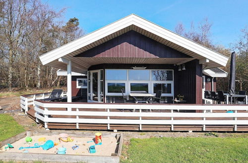 Photo 1 - 7 Person Holiday Home in Øster Assels