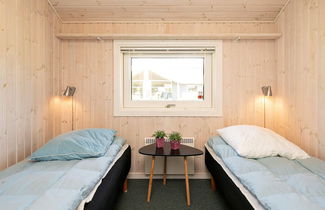 Photo 3 - 6 Person Holiday Home in Vaeggerlose