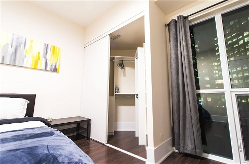 Photo 4 - Luxury One Bedroom by Rogers Centre