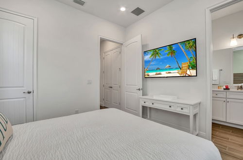 Photo 2 - Tropical Retreat in Margaritaville W/bonus Room