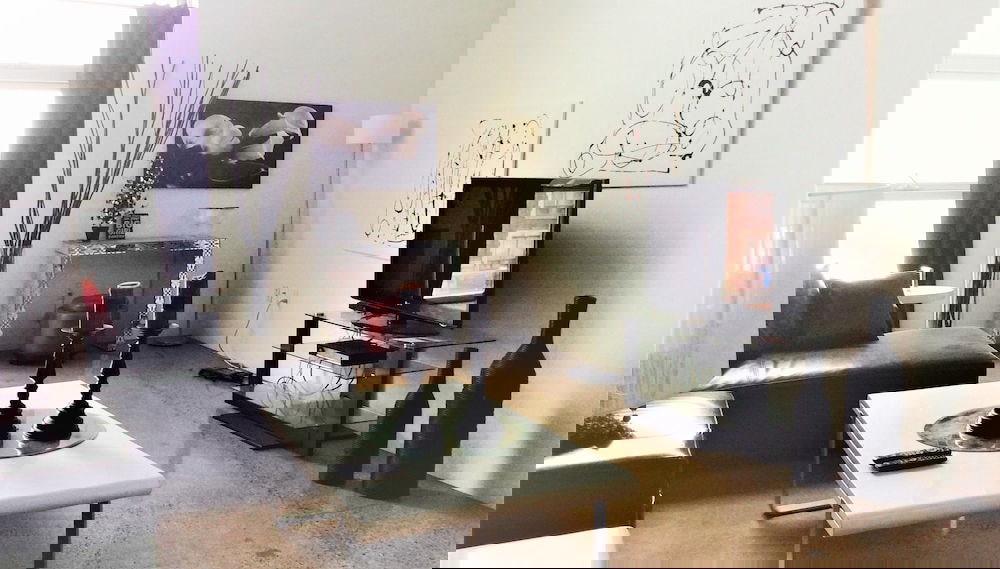 Primary image