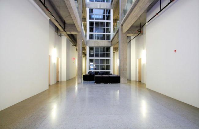 Downtown Loft Style Condo Heated Parking - Photo 3
