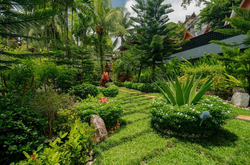 Photo 19 - Classy 4-BR Seaview Villa at Surin Beach