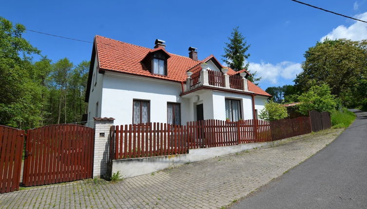 Foto 1 - Idyllic Villa With Private Pool in Trebusin Czech Republic