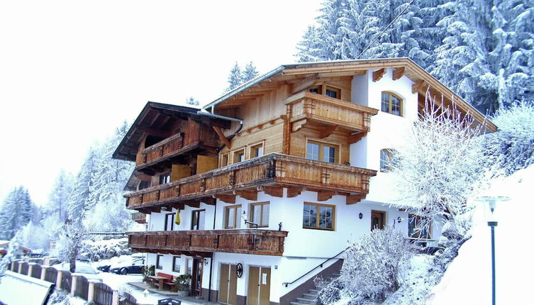 Foto 1 - Beautiful Apartment in Zell am Ziller With Balcony