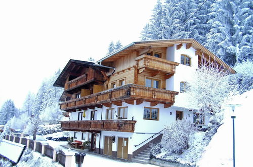 Foto 1 - Beautiful Apartment in Zell am Ziller With Balcony