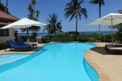 Photo 15 - 4 Bedroom Beach Front Villa Sea Breeze SDV229B-By Samui Dream Villas