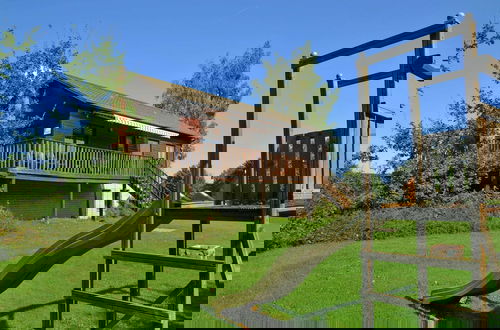 Foto 1 - Cosy Holiday Home in Noiseux With Large Garden