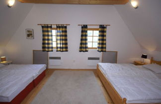 Foto 3 - Comfortable Villa With Private Swimming Pool in the Hilly Landscape of Stupna