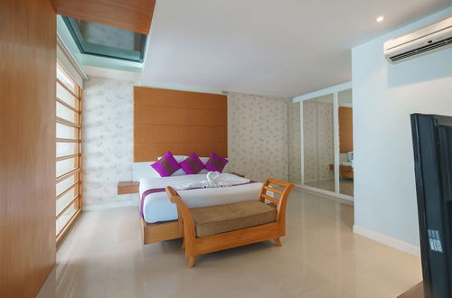 Foto 5 - Royal Beach View Suites