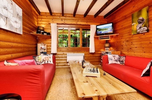 Foto 7 - Attractive Chalet in Fraiture With Sauna and Garden