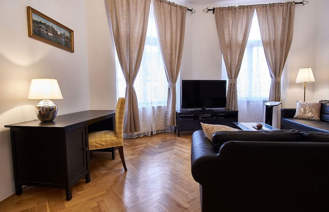 Old Town Square Royal Apartment - Photo 1