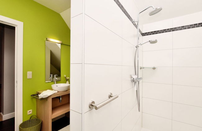 Luxurious Holiday Home in Courtil with Hot Tub - Foto 23