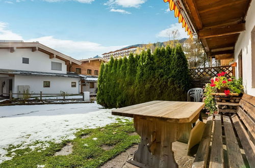 Foto 18 - Wooden Holiday Home in Jochberg With a Panoramic View