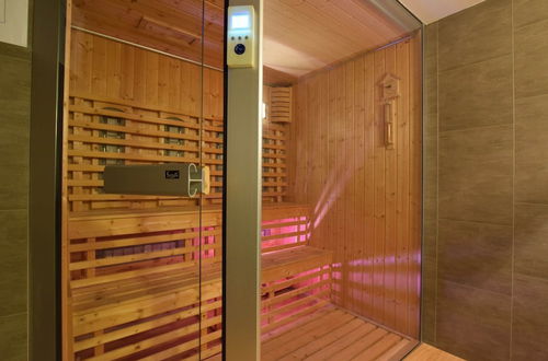 Photo 25 - Luxurious Cottage in Libin Region With Sauna