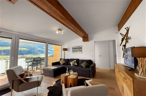 Foto 1 - Spacious Apartment in Piesendorf near Ski Area