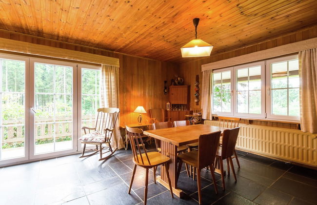 Detached Chalet With Views of the Lake of Butgenbach in the Middle of Nature - Foto 16