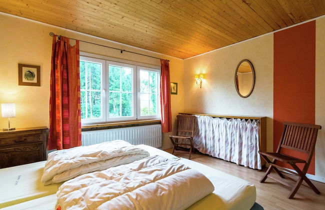 Detached Chalet With Views of the Lake of Butgenbach in the Middle of Nature - Foto 2