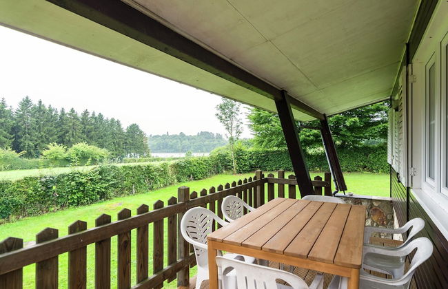 Detached Chalet With Views of the Lake of Butgenbach in the Middle of Nature - Foto 12