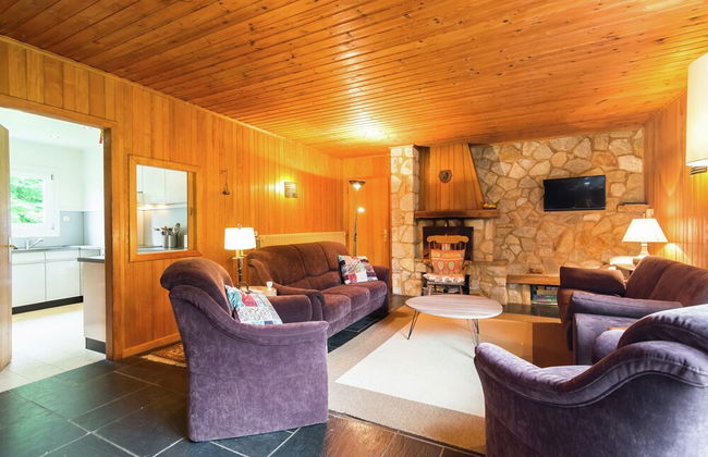 Detached Chalet With Views of the Lake of Butgenbach in the Middle of Nature - Foto 11