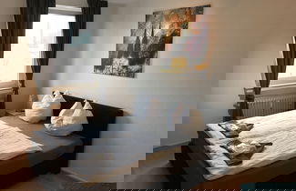 Photo 13 - City Apartment