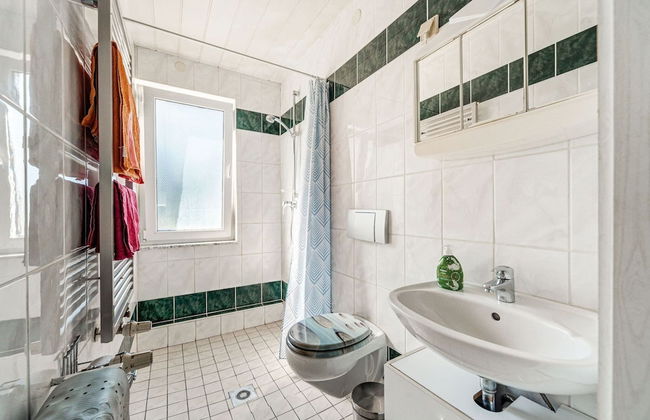 Cozy Apartment Near Trails - Foto 12