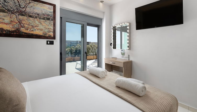 Photo 1 - Rhodes Skyline Suite With In Door Jacuzzi Sea View