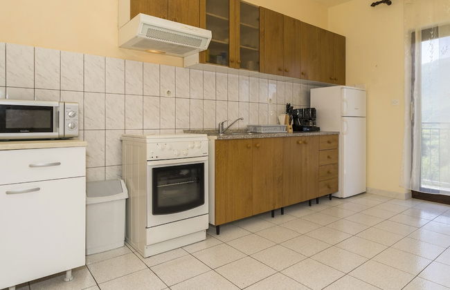 Vacation House With the Pool, Near River Cetina - Foto 10