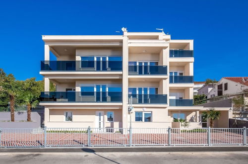 Photo 17 - Spacious Apartment With Swimming Pool and Jacuzzi, Sea View