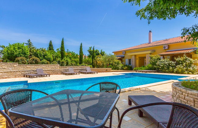 Peaceful Apartment in Pula With Swimming Pool - Foto 9