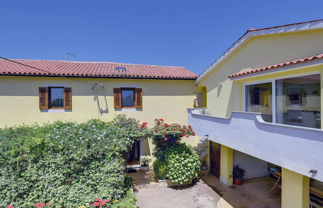 Apartment With Modern Decor and Spacious Garden, 3 km From the Beach - Foto 33