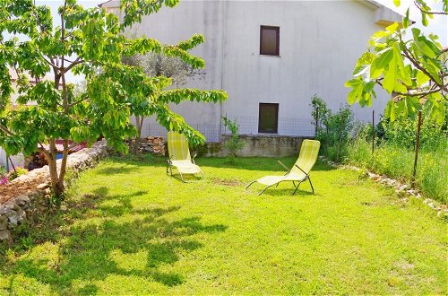 Photo 17 - Holiday Villa With Private Pool in Authentic Agricultural and Fishing Village Rakalj