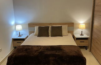 Photo 2 - Spinola Bay 3-double Bed Near Beach Prime Location