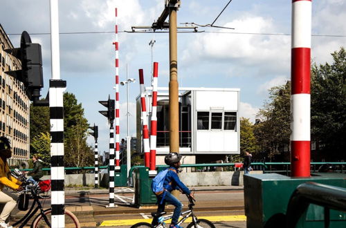 Photo 20 - SWEETS - Wiegbrug