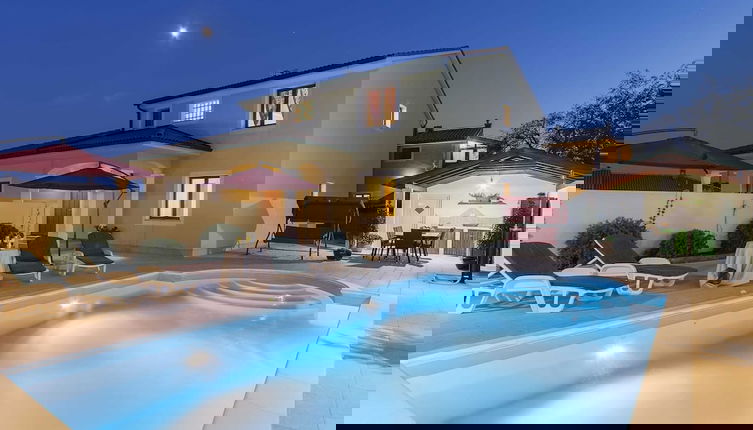 Foto 1 - Villa in Vodnjan With Private Swimming Pool