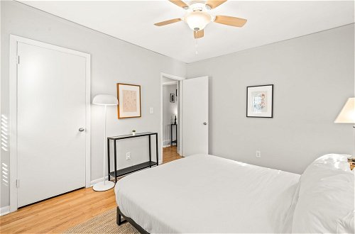 Photo 3 - 881 Furnished Apartments