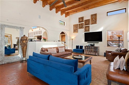 Foto 27 - Casa Ladera - Enchanting Home, Nestled in Foothills With Spectacular Views
