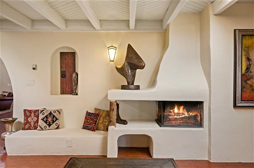 Foto 19 - Casa Ladera - Enchanting Home, Nestled in Foothills With Spectacular Views
