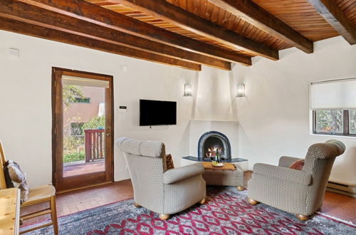 Foto 29 - Casa Ladera - Enchanting Home, Nestled in Foothills With Spectacular Views