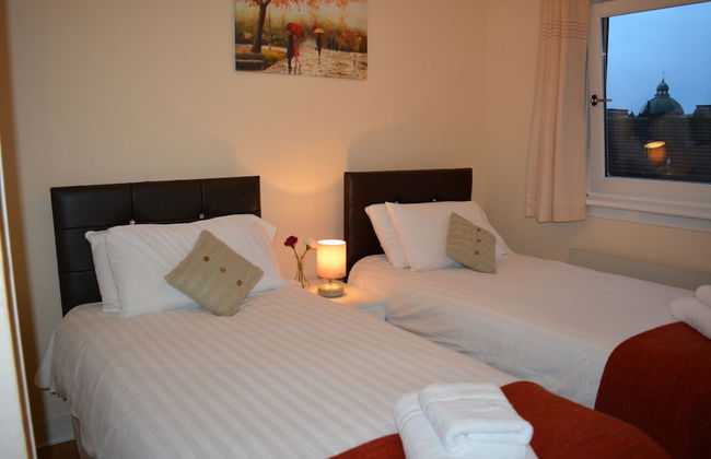 Glasgow Green Apartments - Photo 1