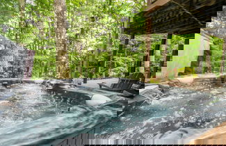 Photo 3 - Lakey Mclakehouse