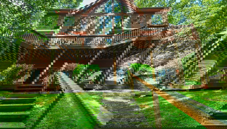 Photo 1 - Lakey Mclakehouse