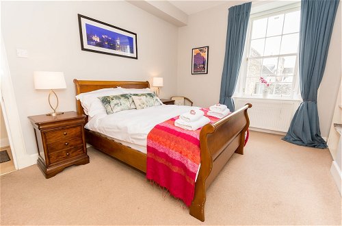 Photo 1 - Luxury New Town 1 Bed Apartment
