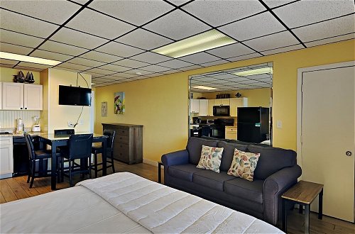 Photo 45 - Continental Condominiums by Southern Vacation Rentals II