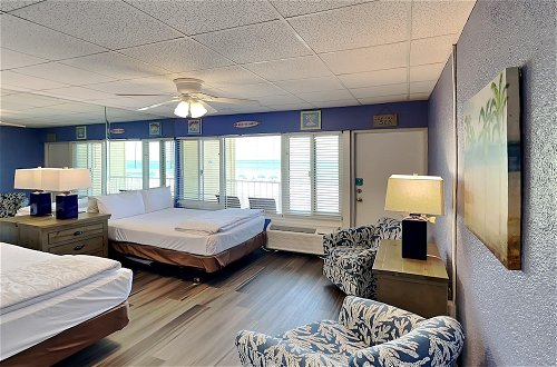 Photo 17 - Continental Condominiums by Southern Vacation Rentals II