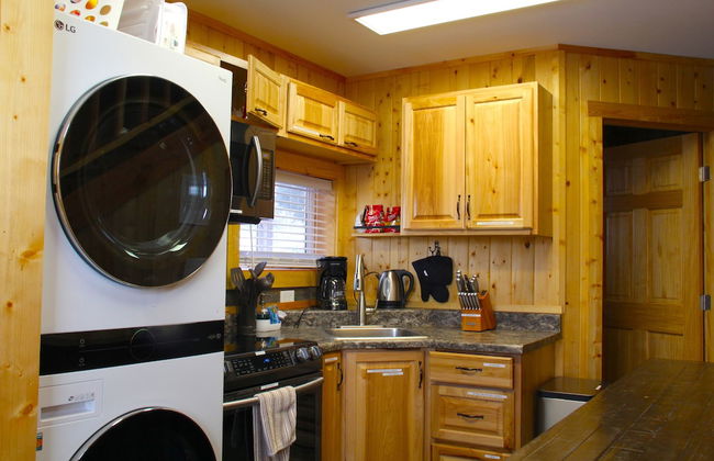 Yellowstone's Treasure Cabins - Foto 48