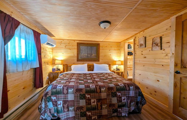 Yellowstone's Treasure Cabins - Foto 28
