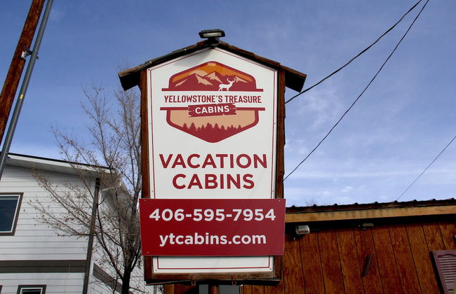 Yellowstone's Treasure Cabins - Foto 6